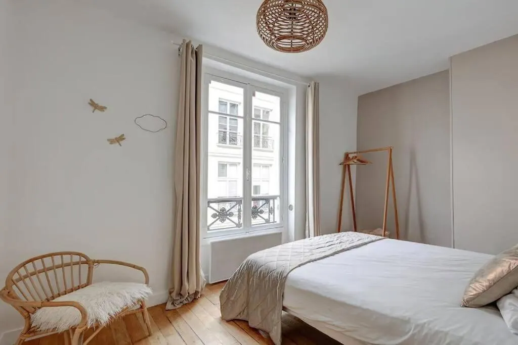 Louvre Montorgueuil Historical Center 3br Ii דירה